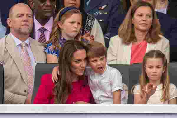 Kate Middleton, Prens Louis i kontrol etmeye çalıştı #7