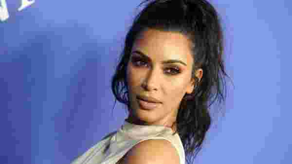 Kim Kardashian kendisini taciz eden şahıs için 3 yıl uzaklaştırma aldırdı #1