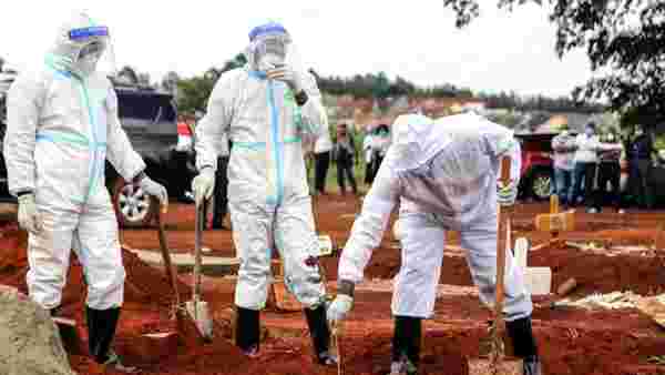 Koronavirüs salgınında en sert tedbir! Nijerya'da maske takmayanlar tutuklanacak