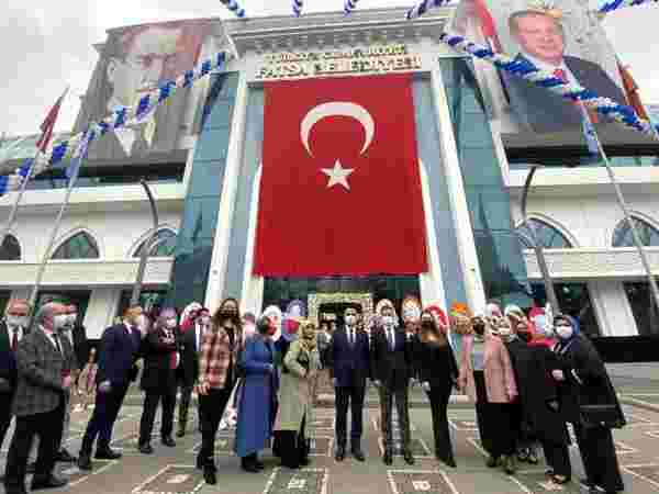 Kurtulmuş: Bizim hedefimiz yeniden güçlü Türkiye'yi kurmaktır 
