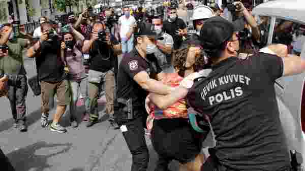 Taksim'de LGBTİ yürüyüşü öncesinde toplananlara polisten sert müdahale