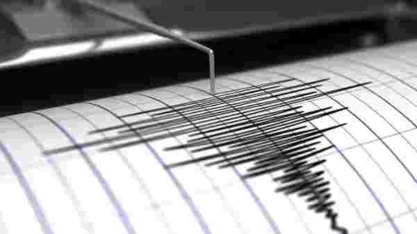 Meksika'nın güneyinde 7,4 büyüklüğünde deprem meydana geldi