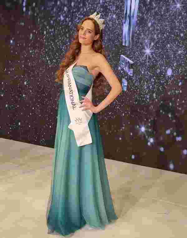 Neşe Erberk'ten Miss Turkey üçüncüsü seçilen kızına duygulandıran mesaj