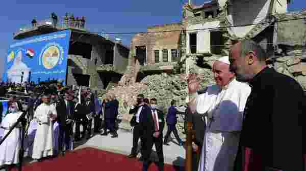 Papa'ya tarihi Irak ziyaretinde büyük şok! Diyanet İşleri Başkanı görüşme teklifini reddetti