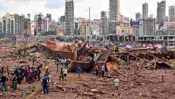 Patlama sonucu yerle bir olan Beyrut Limanı, Lübnan ekonomisinin can damarıydı