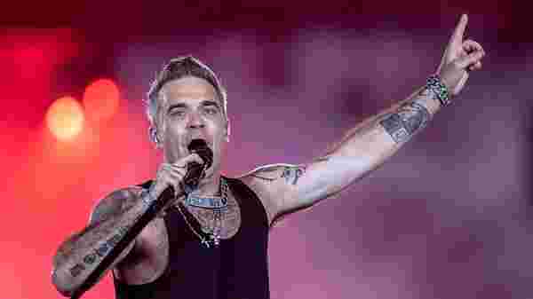 Robbie Williams konser sonrası kulis istekleriyle şoke etti!