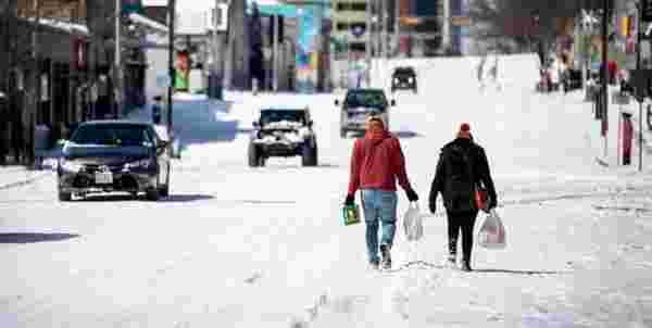 Soğukların vurduğu ABD'de sokaklar yaşlı insanların cansız bedenleriyle doldu: Ölü sayısı 70'i aştı