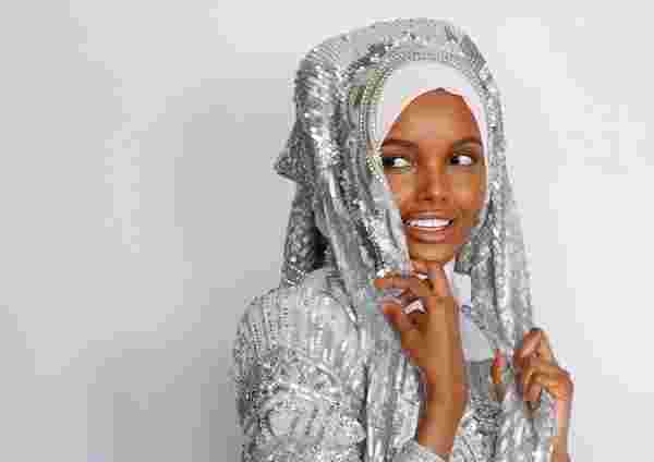Somalili model Halima Aden, moda endüstrisini bıraktı #2