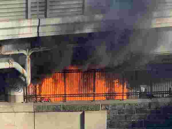 Son Dakika: ABD'de Kongre binası, güvenlik tehdidi nedeniyle giriş ve çıkışlara kapatıldı