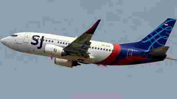 Son Dakika! Endonezya'da iç hat seferi yapan yolcu uçağıyla irtibat kesildi, arama çalışması başladı