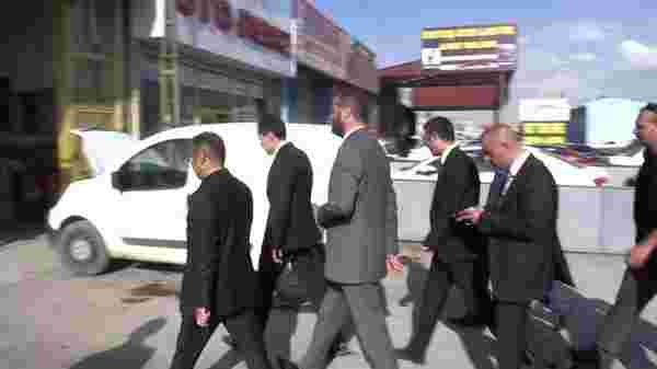 Son dakika haberi: Yeniden Refah Partisi Genel Başkanı Fatih Erbakan, esnafı ziyaret etti