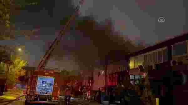 Son dakika haberleri: Ümraniye'deki Dudullu Organize Sanayi Bölgesi'nde yangın