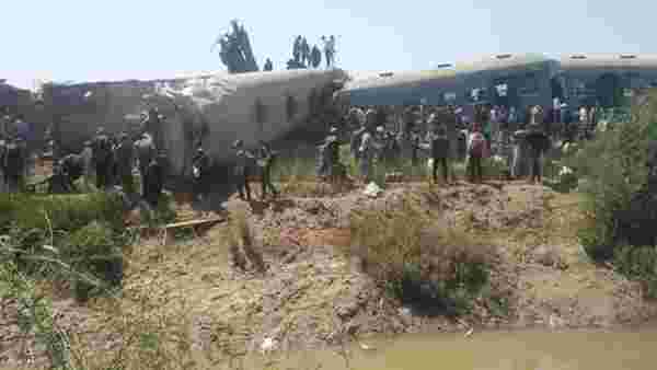 Son Dakika! Mısır'da iki tren çarpıştı; kazada 32 kişi hayatını kaybetti, 66 kişi yaralandı