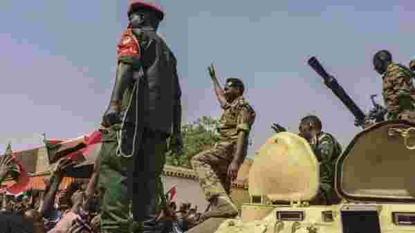 Sudan'da darbe girişimi! Başbakan Abdullah Hamduk ve kabinedeki 4 bakan tutuklandı