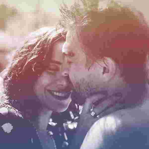 Caner Erkin ile eşi Şükran Ovalı'dan dudak dudağa pozlar - Magazin haberleri Instagram