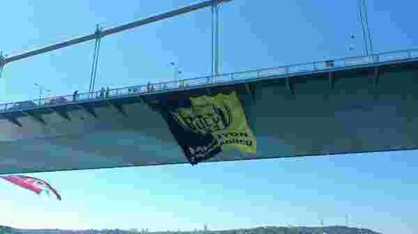 Süper Lig'e yükselen Ankaragücü'nün bayrağı İstanbul'daki boğaz köprülerine asıldı - Haberler