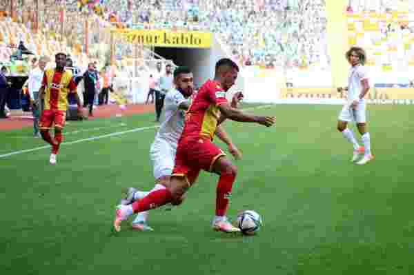 Süper Lig: Yeni Malatyaspor: 0 Hatayspor: 1 (İlk yarı)