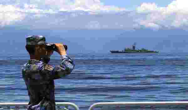 Tayvan: Ada'nın etrafında 21 savaş uçağı ve 5 gemi görüldü