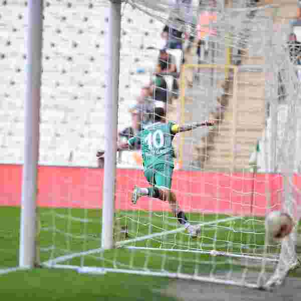 TFF 2. Lig: Bursaspor: 2 - Ankaraspor: 0
