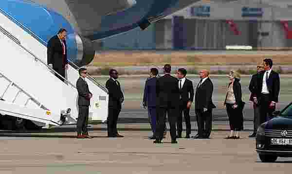 Diplomatik temaslarda bulunmak üzere Ankara'ya gelen Pence ve Pompeo'nun uçakları bugün öğle saatlerinde Esenboğa Havaalanı'na iniş yaptı.
