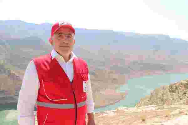 Türk Kızılay gönüllülerinden 3 bin 500 yıllık Akabe Yolu'nda doğa yürüyüşü