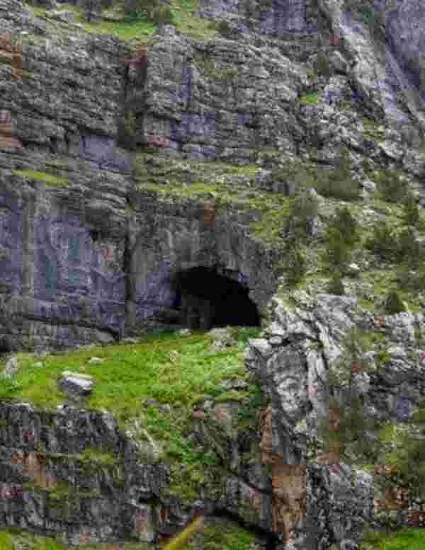 Havran'daki Esrarengiz Mağara