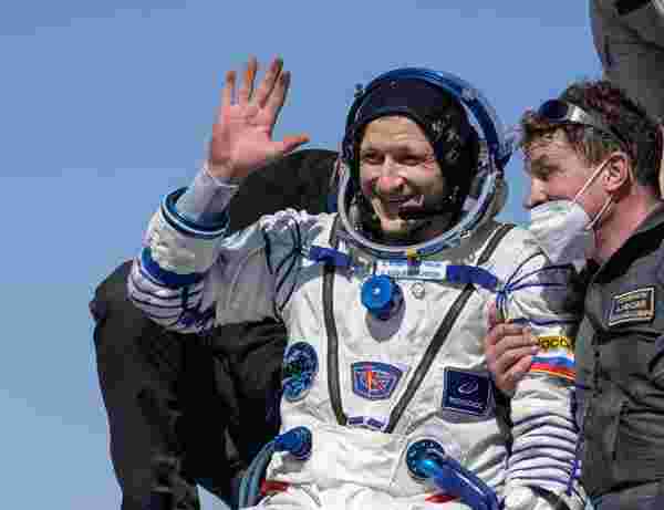 Uluslararası Uzay İstasyonu'nda görevli 3 astronot 6 ayın sonunda dünyaya döndü