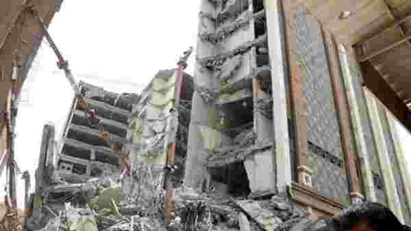 Umutlar her geçen dakika tükeniyor! İran'da 10 katlı binanın enkazında kalan 80 kişi aranıyor