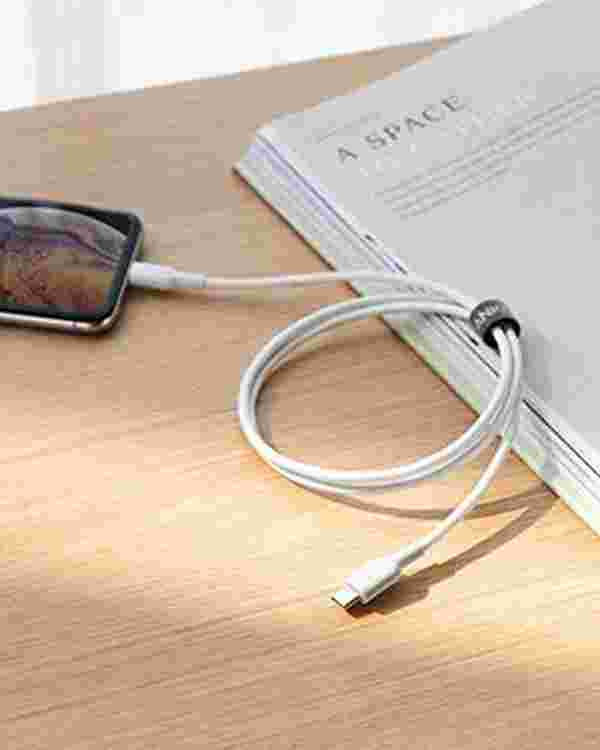 Apple Sertifikalı USB-C Lightning Kablosunu Üretti