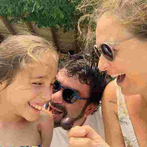 Ceyda Düvenci: Uzun ayrılıklardan sonra kavuşunca... - Instagram Magazin haberleri