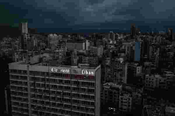 Yakıt krizi nedeniyle karanlığa gömülen Lübnan'da ordu devreye girdi! Günlük 3 saatlik elektrik sağlanacak