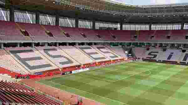Yeni Atatürk Stadyumu’nda milli maç öncesi yoğun çalışma
