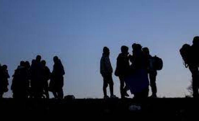 101 bin 574 kaçak göçmen sınır dışı edildi
