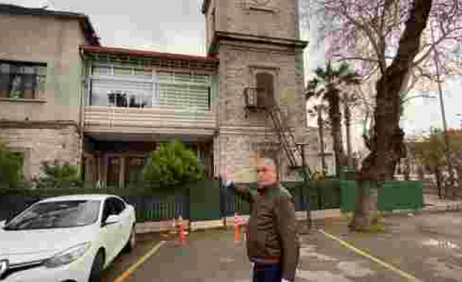 2. Sünger Bob Vakası: TCDD 3. Bölge Müdür Yardımcısı 131 Yıllık Tarihi Binaya PVC Yaptırdı