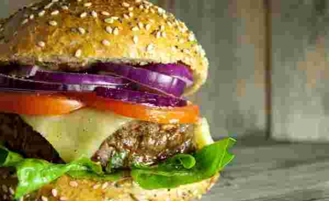 Evde gurme burger yapmak isteyenlere özel öneriler