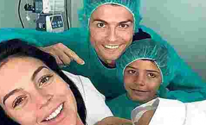 Ronaldo kız babası oldu
