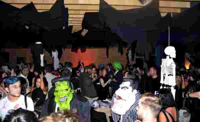 Görkemli Chill & Thrill Halloween Partisi Yıla İmza Attı