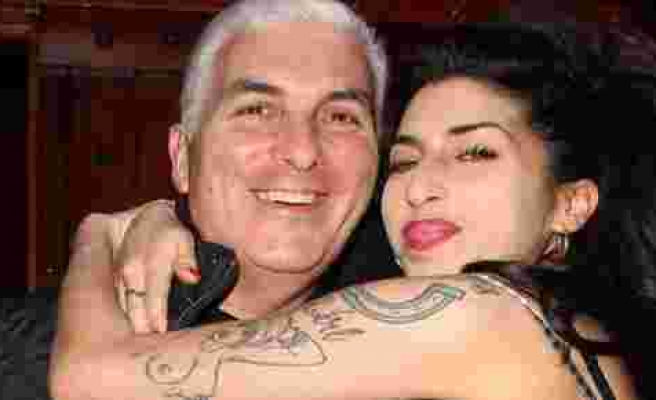 Amy Winehouse'un hayaletine koştular!..