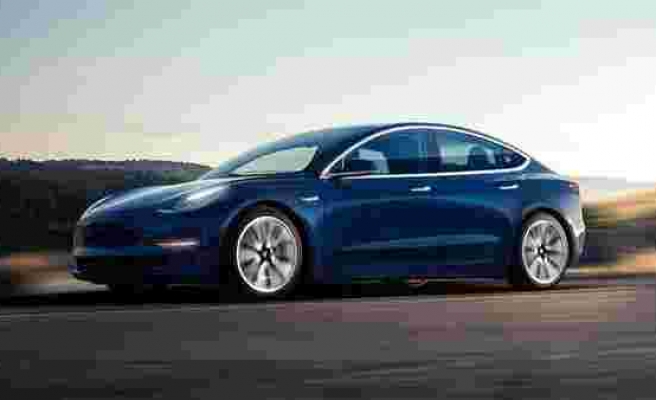 Tesla, Model 3 üretimini durdurdu