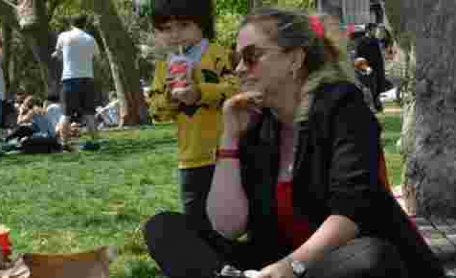 Yeliz Yeşilmen çocuklarıyla piknik yaptı