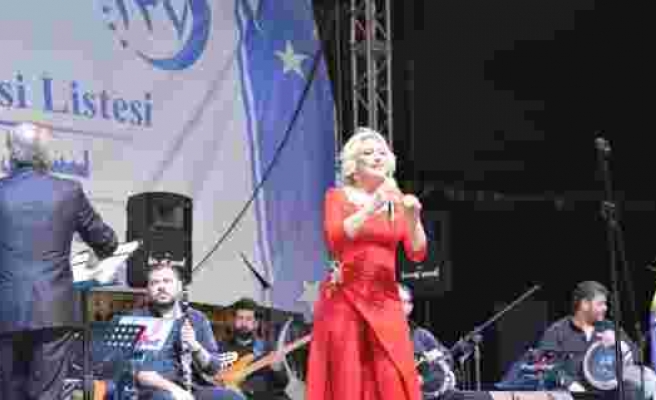 Ersoy ve Tuncerden Türkmen adaylara destek konseri