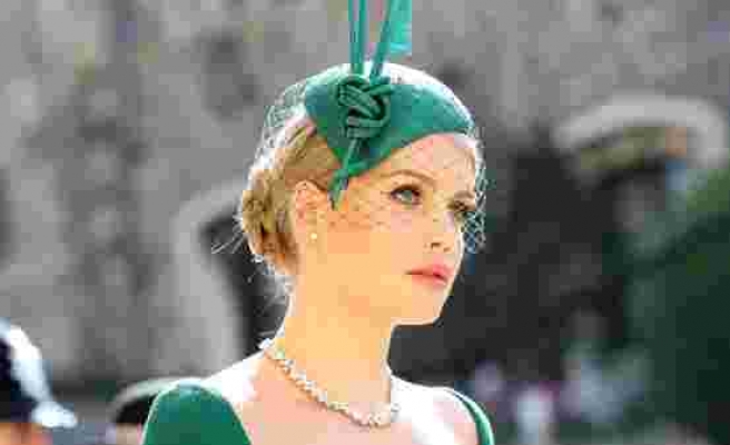 Lady Diananın yeğeni Kitty Spencer kraliyet düğününe damgasını...