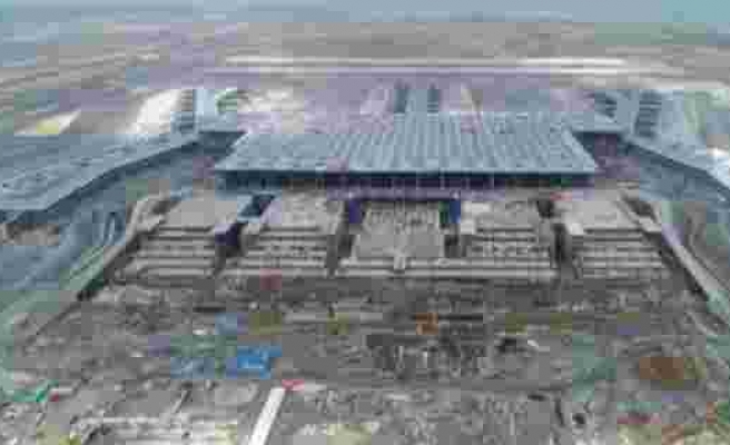 Yüzde 90,5i tamamlanan üçüncü havalimanı inşaatı havadan görüntülendi