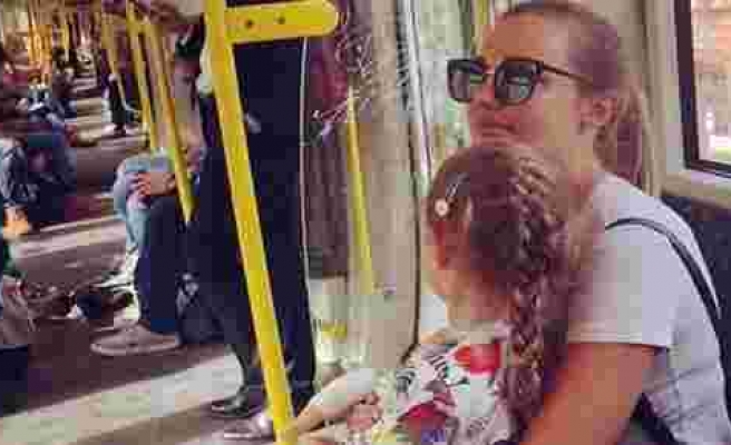 Meryem Uzerli'den 'metro' paylaşımı