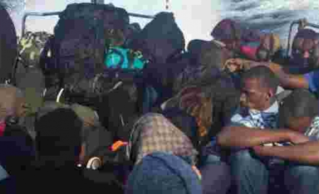 Şişme botta 41 kaçak göçmen yakalandı