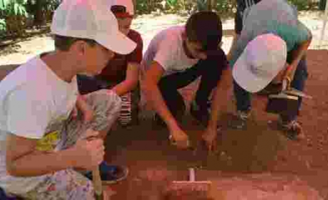 Mardinde çocuk arkeologlar iş başında