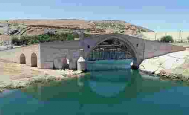 Tarihin eskitemediği köprü: Malabadi