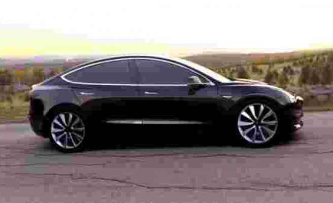 Tesla Model 3'ten büyük başarı