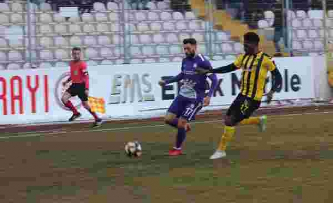 Afjet Afyonspor 5 yeni transferine ilk 11de şans verdi