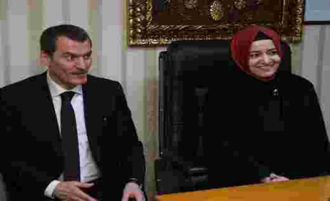 AK Parti Genel Başkan Yardımcısı Kaya, Arısoy için esnaftan destek istedi